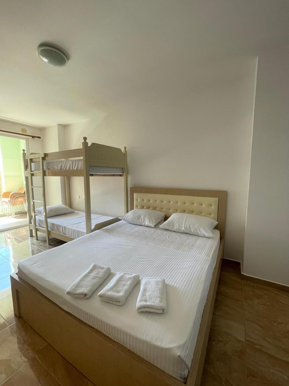 Low Cost Banesa Kosovare Shëngjin Exterior foto
